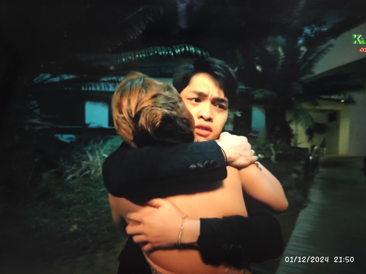 EliXy_2023's tweet photo. When you have Archie as your kuya and your Harry as your dad, who needs an army? π Who to blame here? Z or her parentals? IDK anymore...π
Wag niyo namang gawing collateral damage ROXCHIE namin.
#SHConfession https://t.co/26HIRG7ioF