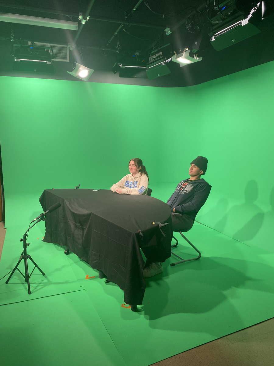 romeovpc's tweet photo. Last broadcast of the semester!❤️🎥 Let's make 2nd semester even better! See you on January 22nd Bulldogs!🐾 https://t.co/S3lNGVKon7