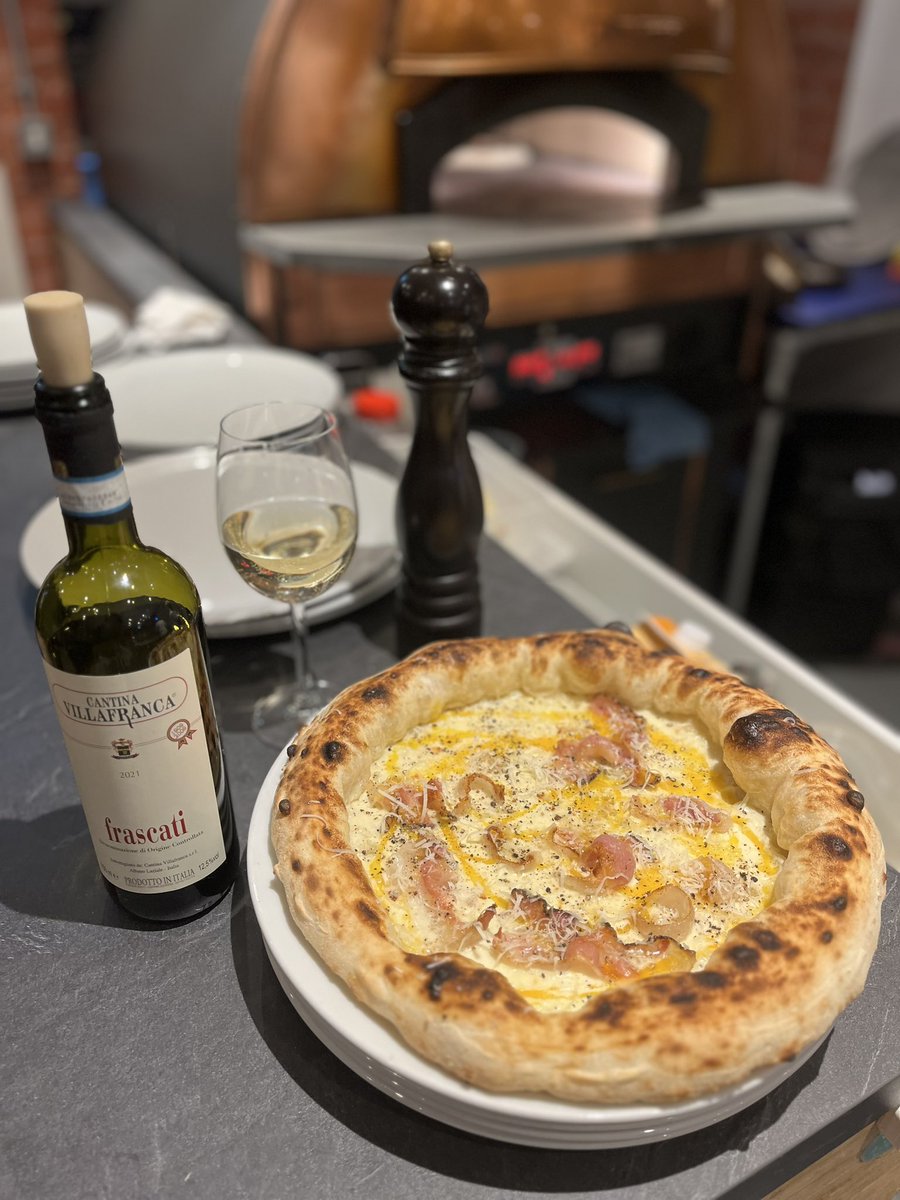 Rome at Augusto is..

🏟️ Deva victrix // our city
👨‍🍳 our head Chef Giuseppe 🔴🟡
🍕 Carbonara // our bestseller
🍷 Frascati // our newly listed floral, delicious white

Can’t get more authentic than that.

See you on Northgate St. this weekend!!

#chester #pizza #wine
