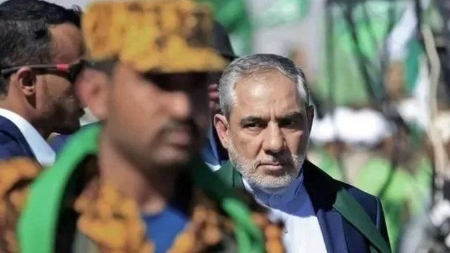 hashemy_ir's tweet photo. در روزهایی که نقش تعیین‌کننده‌ی یمن در منطقه رو شاهد هستید، صلواتی بفرستید نثار روح مطهرِ سردار شهید حسن ایرلو که به معنای حقیقی کلمه دستانِ برادران یمنی‌مون رو پُر کرد.

هم‌نشینِ معصومین هستند ان‌شالله

#کلنا_اليمن
‌ https://t.co/5py4coiOgv