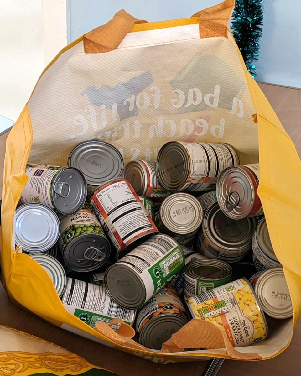 Karim Foundation (@karim_fdn) on Twitter photo We recently made a large food donation to the <a href="/HubTrumpington/">Trumpington Food Hub</a> in south Cambridge ππ§‘
Thanks to your wonderful donations throughout 2023, this helped us to buy many essential food items for local residents in need such as basmati rice, pasta, tinned vegetables and soup. We recently made a large food donation to the <a href="/HubTrumpington/">Trumpington Food Hub</a> in south Cambridge ππ§‘
Thanks to your wonderful donations throughout 2023, this helped us to buy many essential food items for local residents in need such as basmati rice, pasta, tinned vegetables and soup.