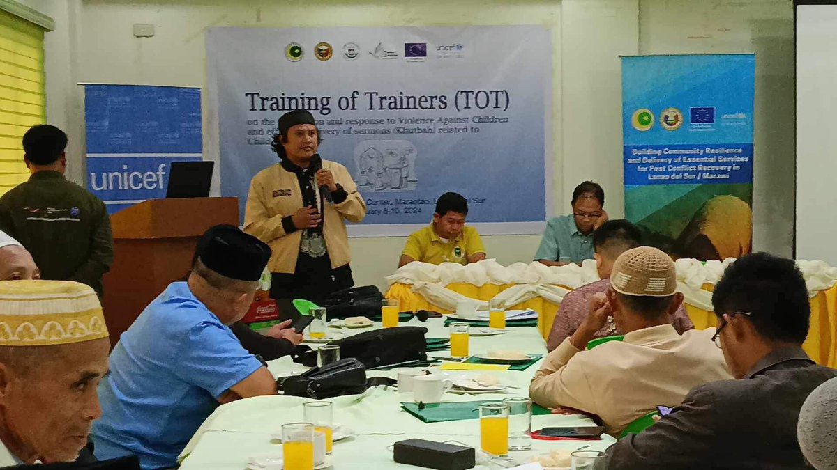RohDatumanong's tweet photo. Participated by 35 Muslim Religious Leaders in Lanao Del Sur. UNICEF and Tiyakap Kalilintad Inc. with funding support from European Union completed a 3-day Training of Trainers on the Prevention and Response to Violence Against Children and effective delivery of CP Sermons. https://t.co/7sEJtdzNbU
