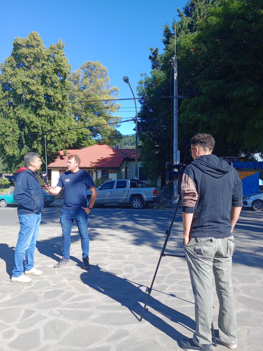 En nuestra visita a #Esquel, visitamos @RED43info. La posibilidad de transmitir nuestro mensaje y llegar a los vecinos de nuestra provincia, es parte importante para consolidar el proyecto de cambio en #Chubut