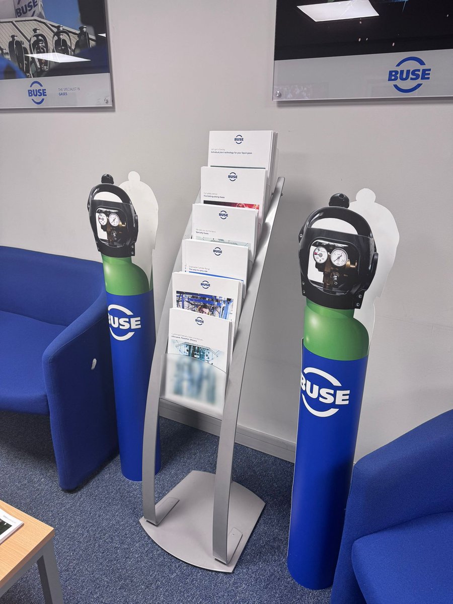 BuseGases's tweet photo. Buse HQ, come &amp; say hi! #Industrial #Gases #Gas #Cylinders  #Argon #ArgonMix #Co2 #Nitrogen #Oxygen #Hydrogen #Helium #Acetylene #Propane #200bar #300bar #BS3 #BS4 #BS8 #Nationwide #Sustainable #BueeGasesUK #BuseGases #JoinTheConversstion #TheHomeOfGases https://t.co/yarE6F0oCA