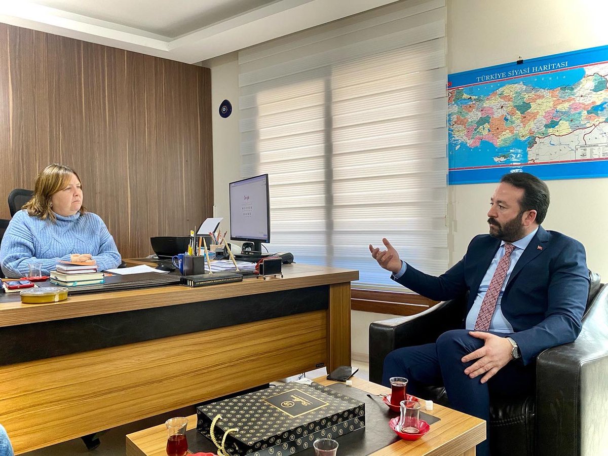 suleymanartci's tweet photo. Menderes’imizin Kıymetli Avukatlarından Figen Türkkal’ı ziyaret ettik.

Misafirperverliği ve hoş sohbeti için kendilerine teşekkür ediyorum… https://t.co/6EHKeZwZnE