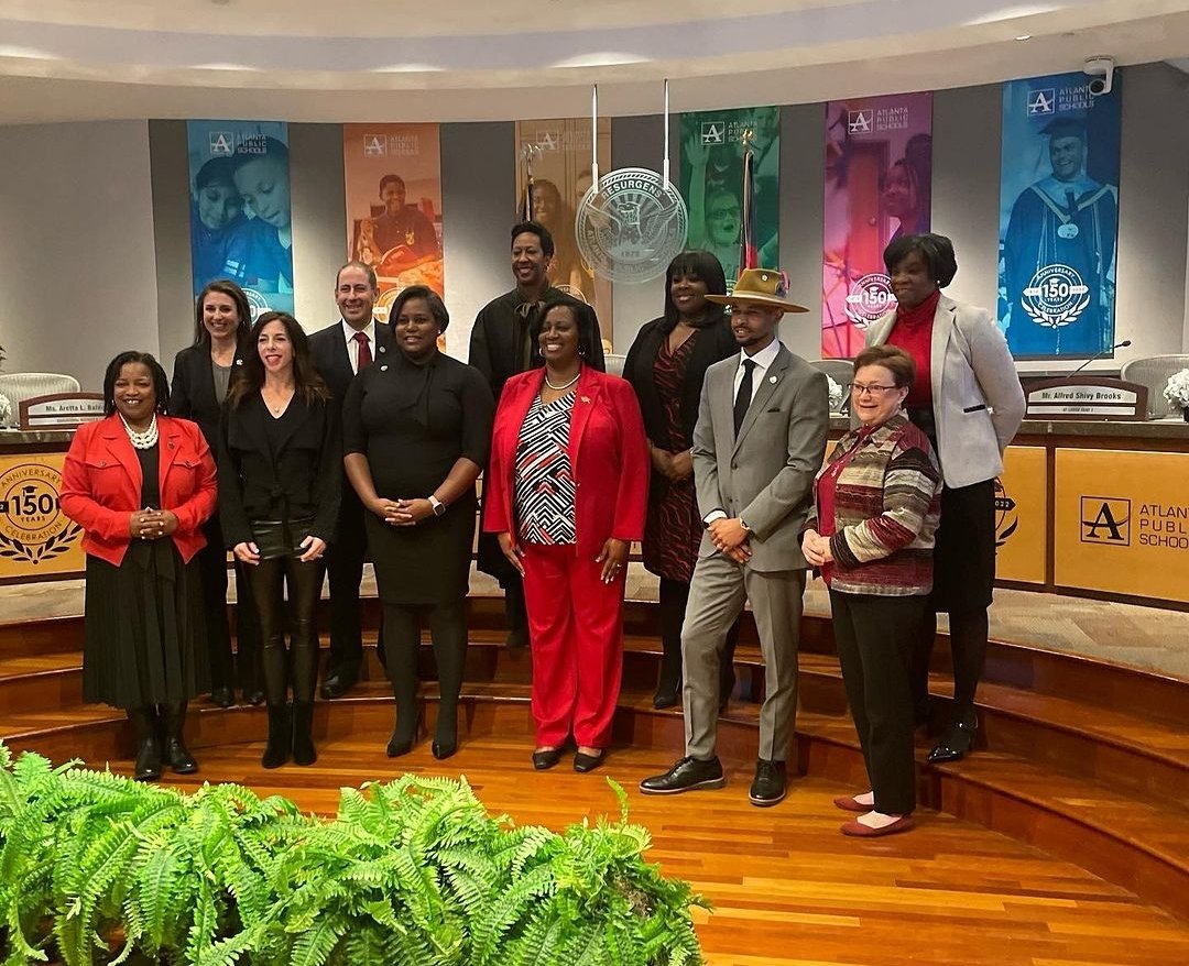 collins4atlanta's tweet photo. Thank you! Thank you! It has been a complete honor to serve as your @BOEAPS Chair! โค๏ธโค๏ธ I'm deeply grateful for your trust & faith in my leadership!๐ซถ๐พ So excited to have @kenzeff & @CallMeShivy
join us in this work.๐ช๐พLet's keep going โฌ๏ธ! #earnedmygavel #standonbusiness #APyeS https://t.co/XIjno75JeQ