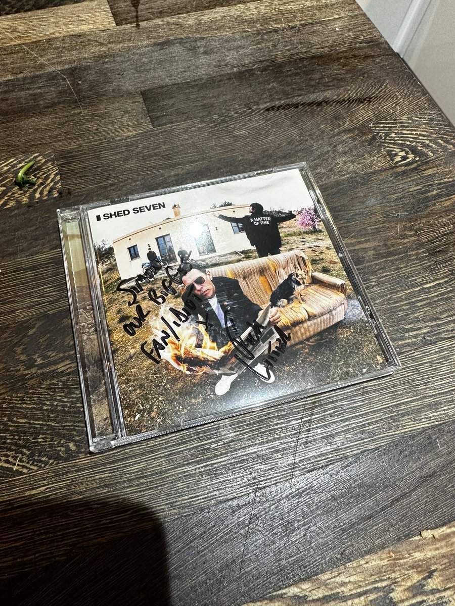 connorman73's tweet photo. So @Ricktw1tter @shedseven this is my 7th copy of the album, late crimbo present from the wife, and personalised as well 👍 I think I’ve done all I can to get you to your 1st Number one album. Good luck see you in Coventry at the end of the month. https://t.co/wpCYrFRblt