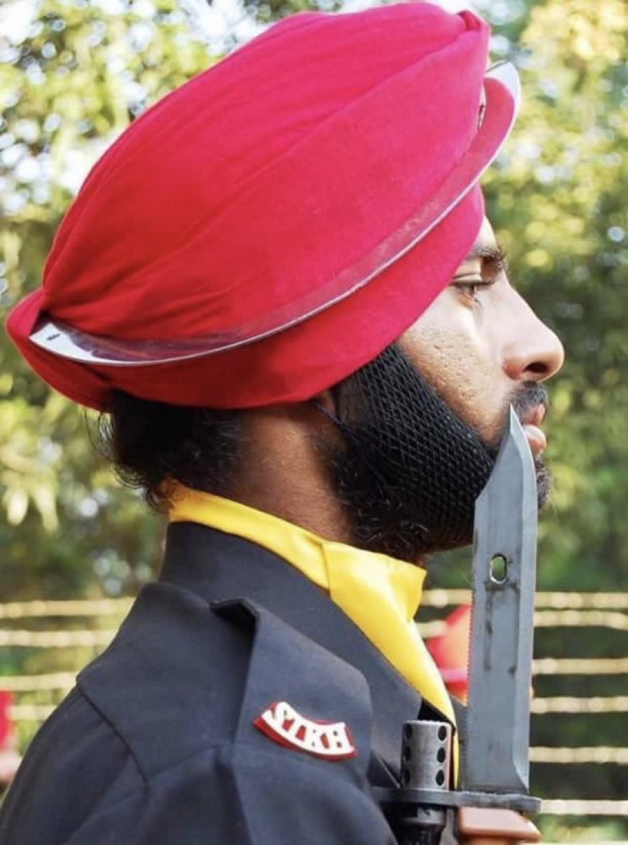 Hardisohi's tweet photo. On 03 Jan, Wife and Daughter of Hav Gurwinder Singh of 124 Inf Bn (TA) #SIKH met with an unfortunate accident  in which his wife died on the spot & 15 years old daughter was hospitalised in a critical condition at #CommandHospital Chandimandir.

Yesterday the daughter was also declared brain dead. 

Hav Gurwinder Singh, exhibited unparalleled compassion and selflessness by donating the organs of his daughter.

A big salute to him. 

Jai Hind 🇮🇳🫡
#IndianArmy #Punjab