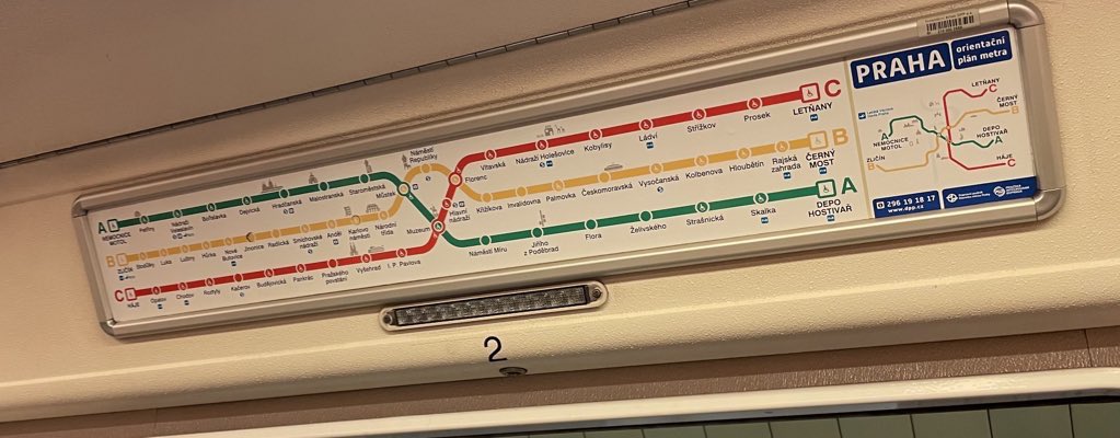 How to recognise Prague’s social classes ? It’s simple: the city’s aristocracy live near green line metro stations, the middle classes favor the red line, and yellow is for proletarians..