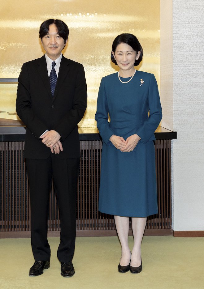 🙄

The 57-year-old wife of Crown Prince Fumihito has been consulting her doctor and has tested negative for COVID-19 and influenza.

Japan's Crown Princess Kiko unable to eat 'normal meals' after contracting unknown illness last year, palace says
