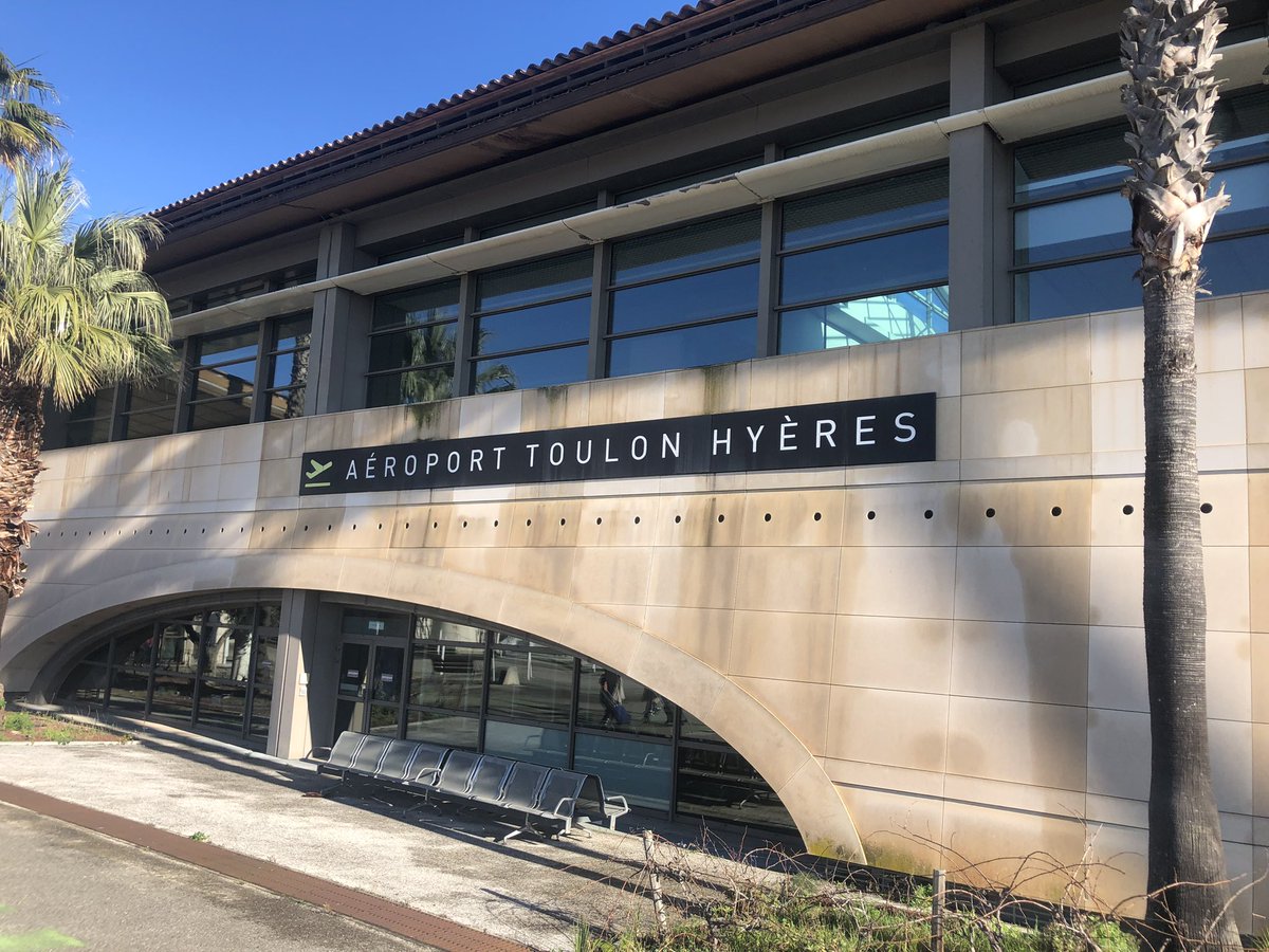 Red army on the move in Toulon C’mon Munster #investec #europeanrugby #munster