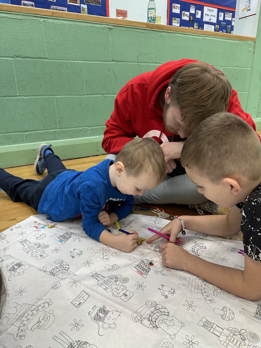 Christmas Colouring pictures from our December Camp! 🖍️
#christmasactivities #haf #kidsactivities