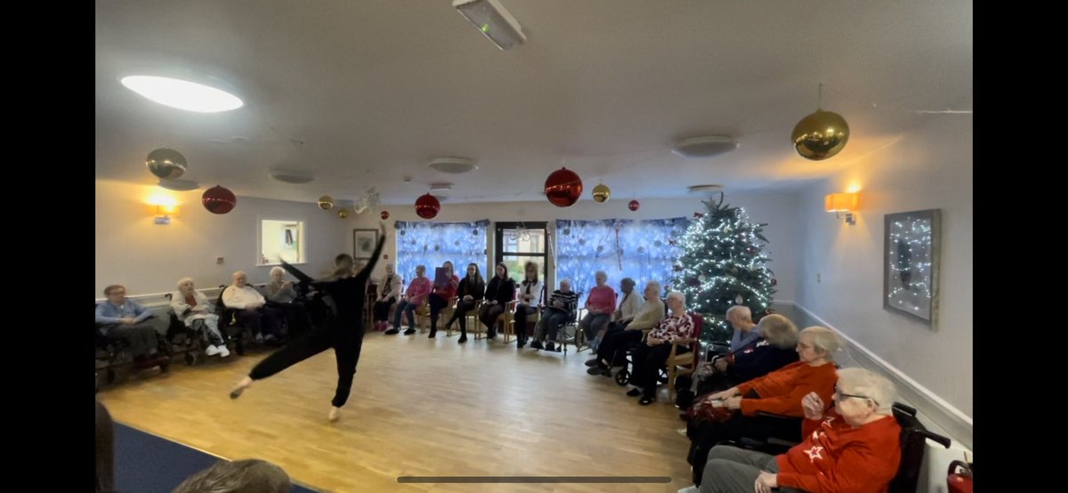 Some photos from our annual Christmas party visit to our local care home (3)🎄 the pupils did an amazing job singing, dancing and playing music for residents before a lovely lunch with Christmas party games 💜 <a href="/pupilparly/">GHS Pupil Parliament</a> <a href="/Greenfaulds_HS/">Greenfaulds HS</a>