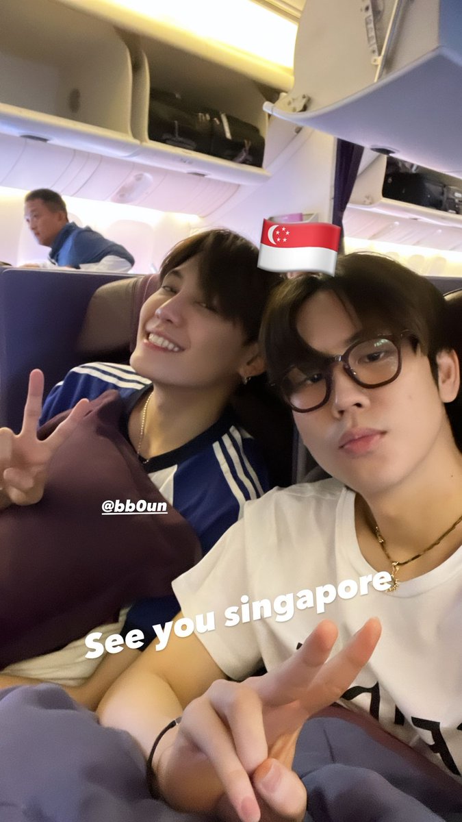 liliesblue0311's tweet photo. To Singapore! wish the show be a success!!!
#space_space
#บุ๋นเปรม
#bb0un https://t.co/kMHafab3di