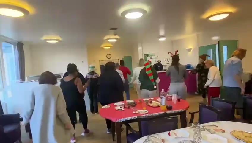 A throwback to Christmas at Poplars, our OT and Sports Therapist organised a friends and family party - with music, dancing and food! Great for everyone’s physical and mental wellbeing 🎅🏻