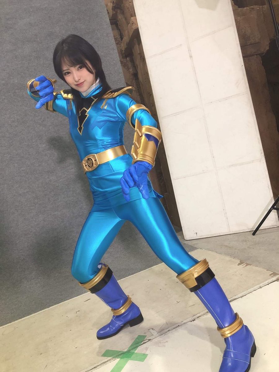 So Mitsuki Nagisa @nagimitsu_kix is still playing a Blue Hero for