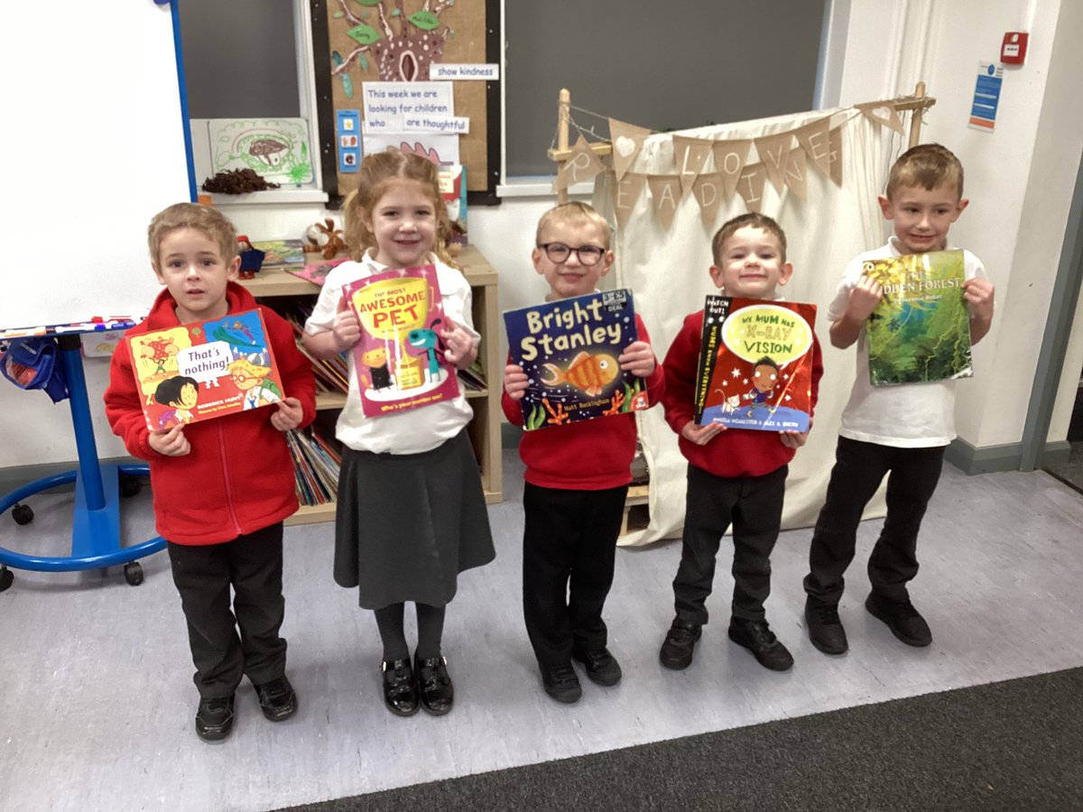 RBaltzerPPSA's tweet photo. Congratulations to this weeks Star Readers. Well done Herons! @Pawlettprimary  @_TPLT_ @LisaDadds #readingforpleasure #proudofpawlett https://t.co/oCquNrkyhq
