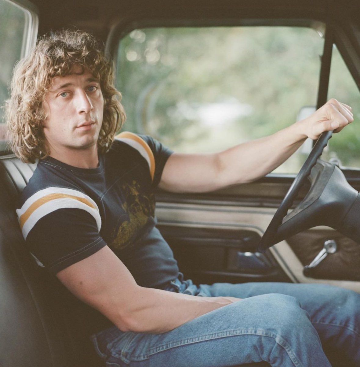 He looks like your mom’s one high school boyfriend who loved drunk driving that she still mentions every now and then