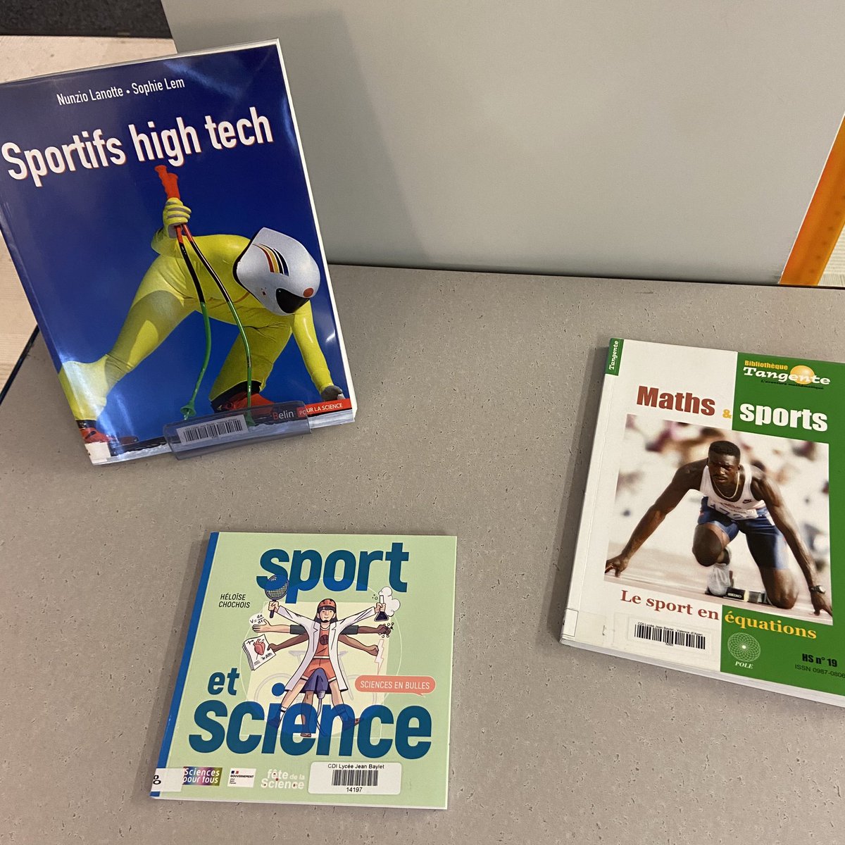 Emilie Afriat tweet media