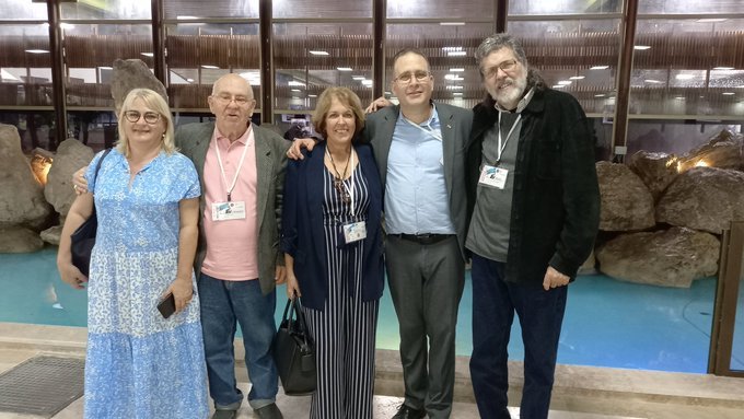 Damos la bienvenida al trabajo del Partido a <a href="/LuisMorlote/">Luis Morlote Rivas</a> y lo felicitamos por su promoción. A <a href="/Marta_Bonet/">Marta Bonet</a>, primera mujer presidenta de la UNEAC, nuestro reconocimiento, apoyo y felicitación. 
Éxitos a los dos en las nuevas tareas. #EstaEsLaRevolución