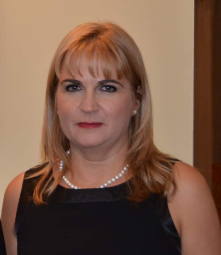 ahsjovenescuba's tweet photo. 🔊NUEVA PRESIDENCIA DE LA @UNEAC_online
⭐Presidenta: la musicóloga Marta Bonet.
⭐Vicepresidenta primera: la periodista Magda Resik Aguirre.
⭐ Vicepresidenta: la destacada artista de la plástica Lesbia Vent Dumois, #MaestradeJuventudes.

Desde la #AHSCuba, muchas felicidades.👏🏻 https://t.co/0fOLrFzUx7