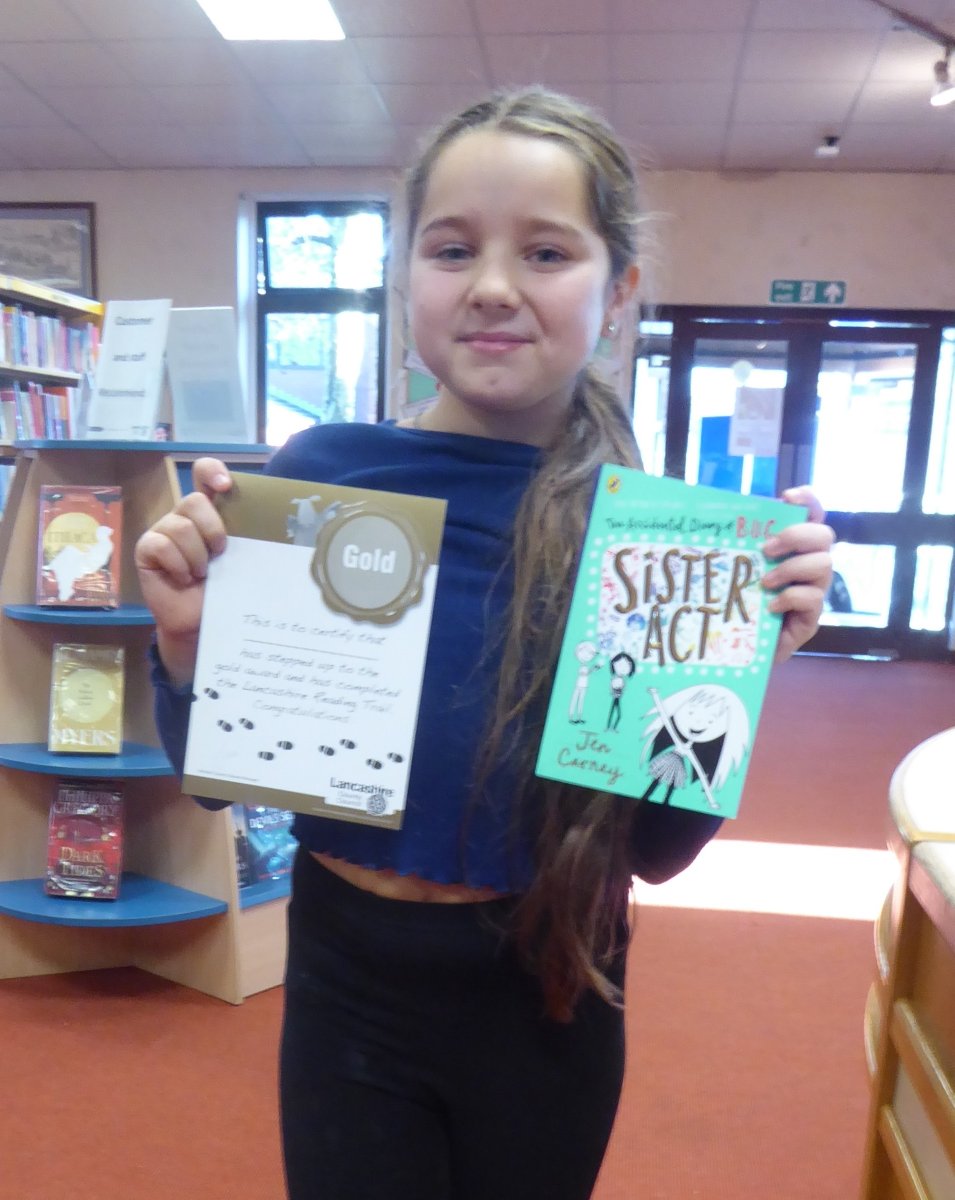 Congratulations to Sienna joining her two sisters on receiving her gold certificate and prize for completing the Lancashire Reading Trail at #CoppullLibrary
Start your trail here
lancashire.gov.uk/libraries-and-…
#LancsReadingTrail