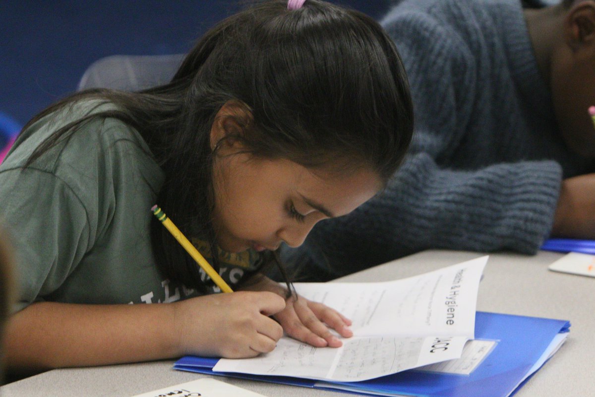 DACC seniors visited 4th graders at Shale Meadows to share health tips about dental care, diet, exercise, &amp; more. Blending education &amp; fun, they fueled an interest in healthy lifestyles and careers in healthcare. Learn more on our website: delawareareacc.org/article/1407094 #DACCPride