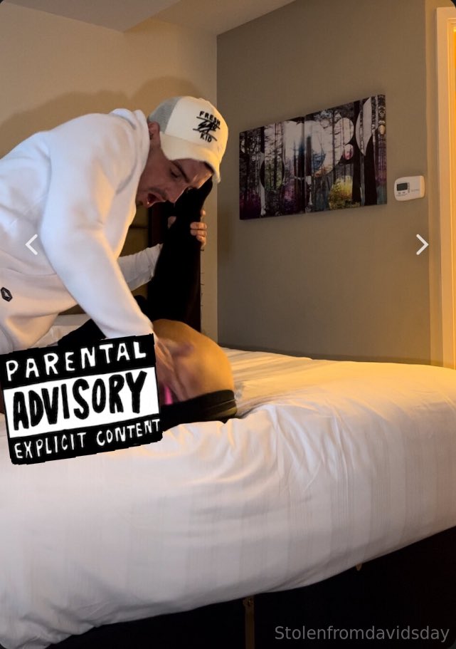 davidsday3's tweet photo. Hotel quickie the moment we both checked in!! 💳 (Can’t keep our hands off each other) 😈 watch me fucking rail her on the side of the bed before she swallows me for dessert…
https://t.co/nuQ6ohqt3E #onlyfans #blowjob #squirt #amateurporn https://t.co/QsbYxhwowa