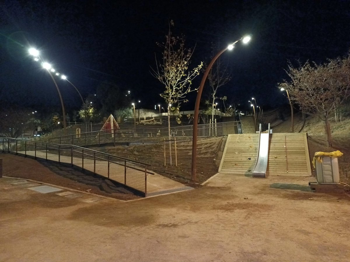 GrupVoltes's tweet photo. Compartim la satisfacció en la finalització d'un projecte significatiu a Sant Boi de Llobregat.
Felicitats a tot l'equip per aquest èxit!
De ben segur que la gent de Sant Boi gaudirà d'aquest parc! https://t.co/WJZDXzzcZx