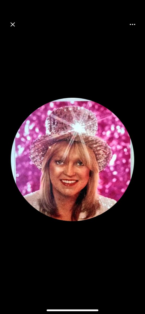 BigBenOfoedu's tweet photo. R.I.P to this groundbreaking human being , i had the pleasure of meeting you out in Miami and hold those memories dear to me. Thank you for your services to radio , music and womanhood. Annie Nightingale the world salutes you. #trialblazer https://t.co/HILFMT3NpS