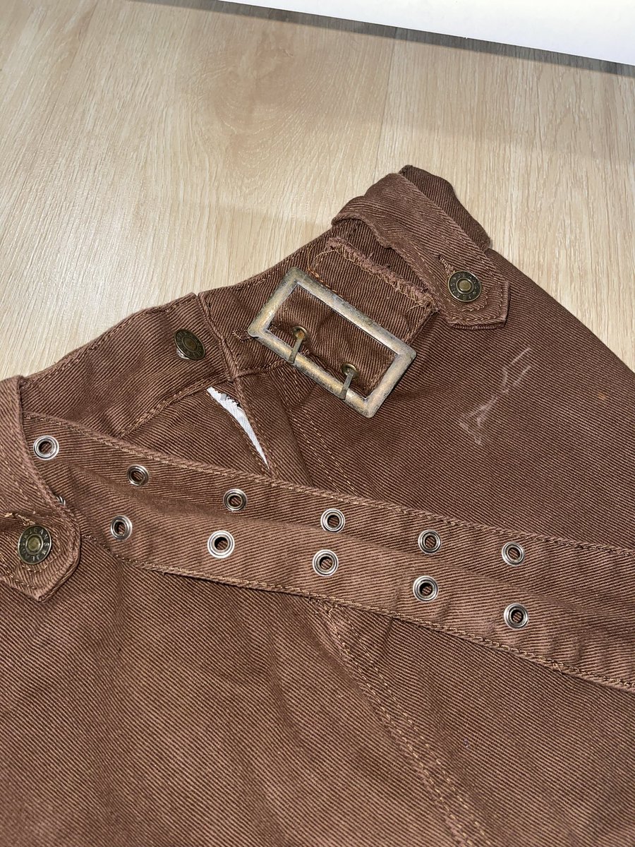 Bybeemoon's tweet photo. กระโปรง y2k ไซซ์ M 🤎 120฿ รวมส่ง #ส่งต่อเสื้อผ้า #ส่งต่อ #ส่งต่อเสื้อผ้ามือ2 #ส่งต่อเสื้อผ้ามือสองสภาพดี https://t.co/QmXsK7Ju5I
