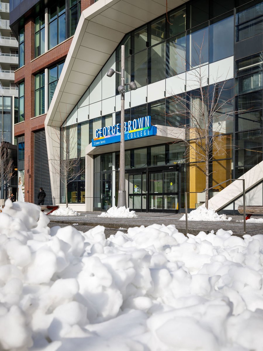 GBPolytech's tweet photo. Don't miss out! Today is the last day to add courses and transfer to a different program or section for the Winter 2024 Term. Log into your STU-VIEW account or speak to your academic division.
#Winter2024 #AcademicUpdates #College #Toronto https://t.co/w1MsEvcpZK