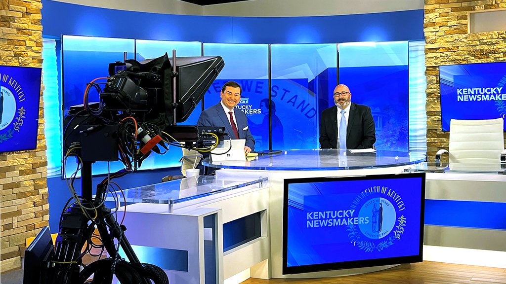 KY League of Cities (@kyleaguecities) on Twitter photo Tune in Sunday at 11:30 a.m. to <a href="/WKYT/">WKYT</a> as <a href="/JDChaneyKLC/">J.D. Chaney</a> joins <a href="/kynewsmakers/">Bill Bryant</a> to talk about pressing city issues. #IStandUpForCities Tune in Sunday at 11:30 a.m. to <a href="/WKYT/">WKYT</a> as <a href="/JDChaneyKLC/">J.D. Chaney</a> joins <a href="/kynewsmakers/">Bill Bryant</a> to talk about pressing city issues. #IStandUpForCities