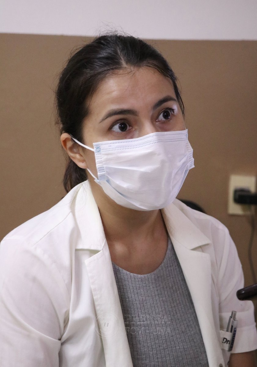 MedicinaUNA's tweet photo. 👏🏽Hospital de Clínicas de la FCMUNA cuenta con una de las tres especialistas en Uveítis e Inflamación Ocular de todo el país https://t.co/iNBvbXizM4 https://t.co/0grjkdsMOU