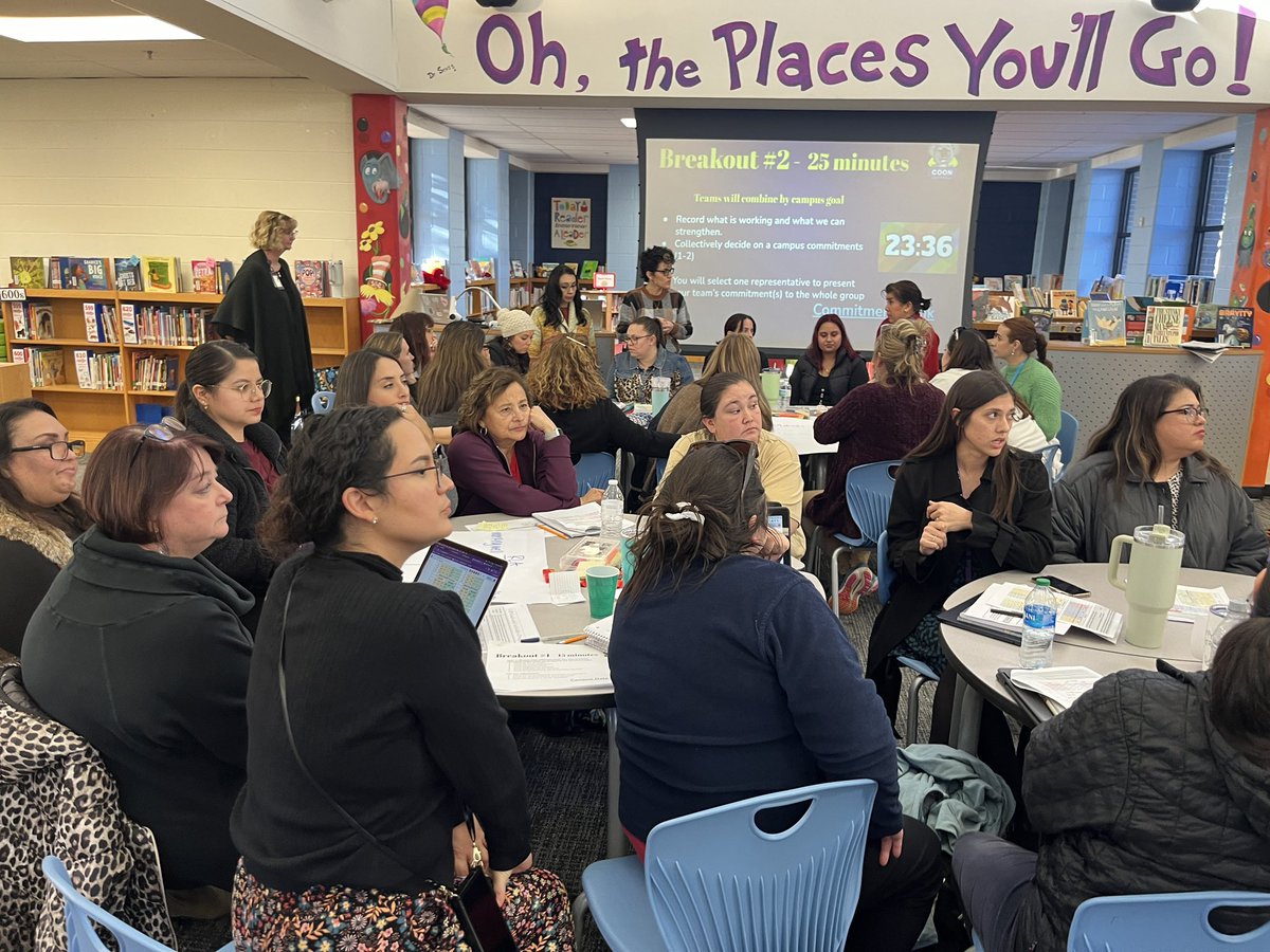 LundquistJess's tweet image. MOY Progress Check was the perfect time to be #goalgetters! Proud of our teachers for working together to:
✔️Analyze Data
✔️Collaborate on Strategies &amp;amp; Adjustments
✔️Make Mid-Year Commitments 

Great things are coming! 

💙🐨💛#TeamCCNation 
#OutstandingTeachers
@NISDCarlosCoon