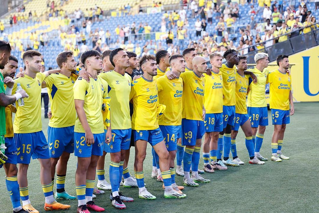 ¡Siempre #VamosUD! 💛💙 @UDLP_Oficial 🙌🏿🙌🏿 #LaUniónHaceLasPalmas #LasPalmasVillarreal