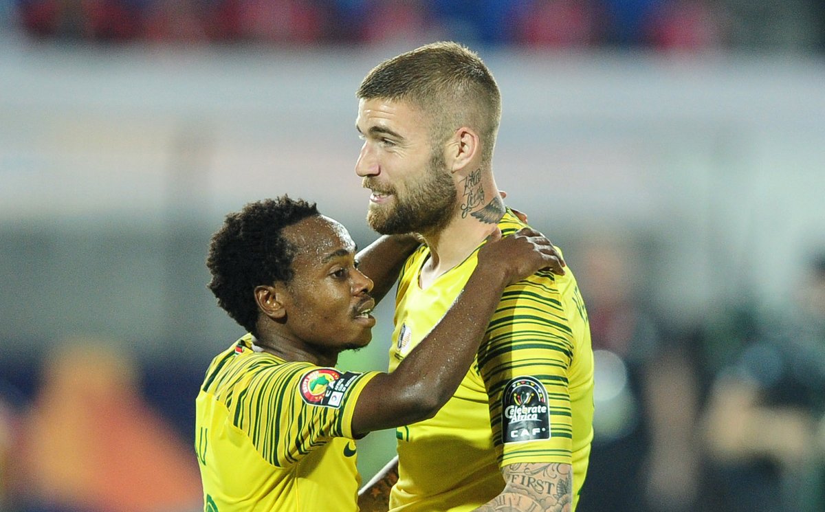 iDiskiTimes's tweet photo. 𝗕𝗥𝗘𝗔𝗞𝗜𝗡𝗚 ‼️

Mamelodi Sundowns have made an approach for South Africa international striker Lars Veldwijk, who is currently a free agent. 

Story by @Lorenz_KO ✍️

https://t.co/PXnAkz8UuZ https://t.co/wfwRtfaI7A