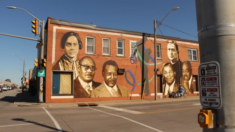 Aburgfreedom's tweet photo. UWindsor expresses 'profound regret' for not recognizing Black women who led Black history research project
https://t.co/m3T3VLSL4v https://t.co/iCVMjq4l8n