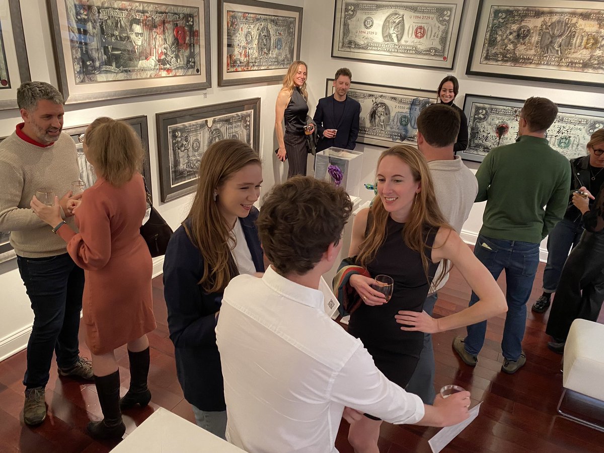 Are there any actual #art collectors out there? 

Here’s looking at you #solana #ethereum #cardano #matic #sei #inj 

<a href="/OldMoneyNFT/">Old Money</a>  - blending the physical world with blockchain .