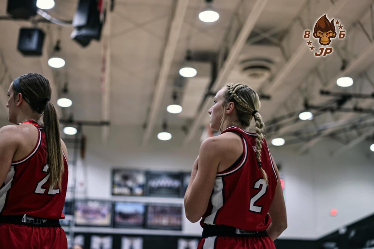 THE 806 TOP 25 GIRLS GAMES TODAY🏀
#806basketball 

5A:
#3 Amarillo vs #5 Idalou👀👀
#8 Monterey vs Lubbock 

4A:
#3 Levelland at Sweetwater
#10 Canyon vs Hereford
#9 Randall vs Perryton 

3A:
#5 Idalou vs #3 Amarillo
#16 Spearman vs Dalhart

2A:
#3 Farwell vs Highland Park
#5