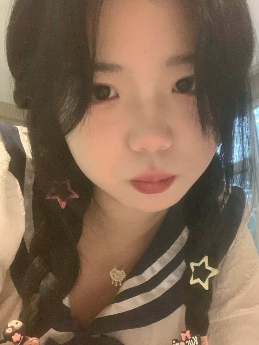 ColleenTho95992's tweet photo. 我是一个泡芙，想灌满哥哥的奶油。 #重庆 #重庆线下 #反差 #裸聊 #学生妹 https://t.co/hFyBjAtWNr
