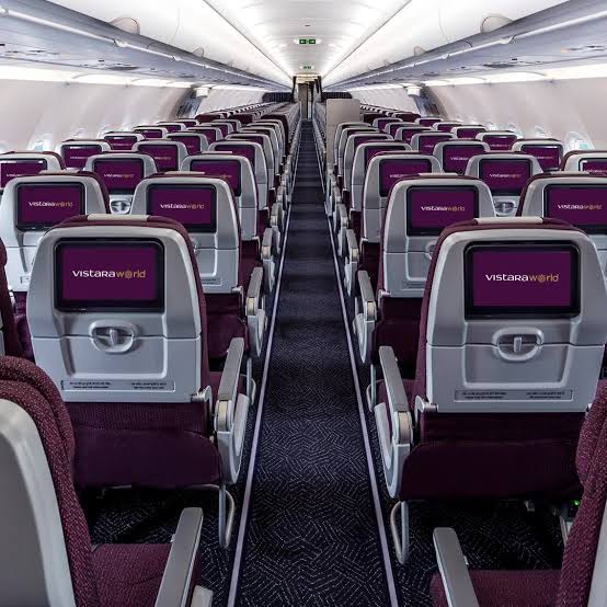 India's favourite airline Vistara (@airvistara) will be starting 3rd direct daily flights between Amritsar & New Delhi from February 2024. Timings of new flight: Delhi🛫-6:00 PM Amritsar🛬- 7:20 PM Amritsar🛫- 8:30 PM Delhi🛬- 9:55 PM