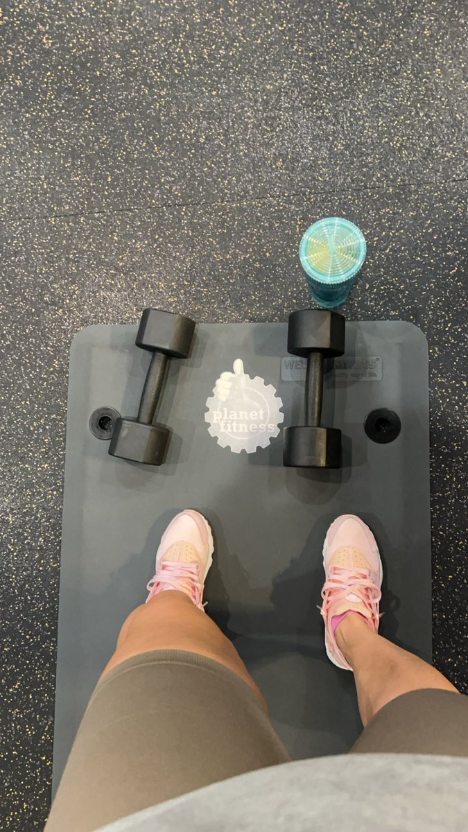 Bebesitaadess's tweet image. Gym life 
#itdontstop