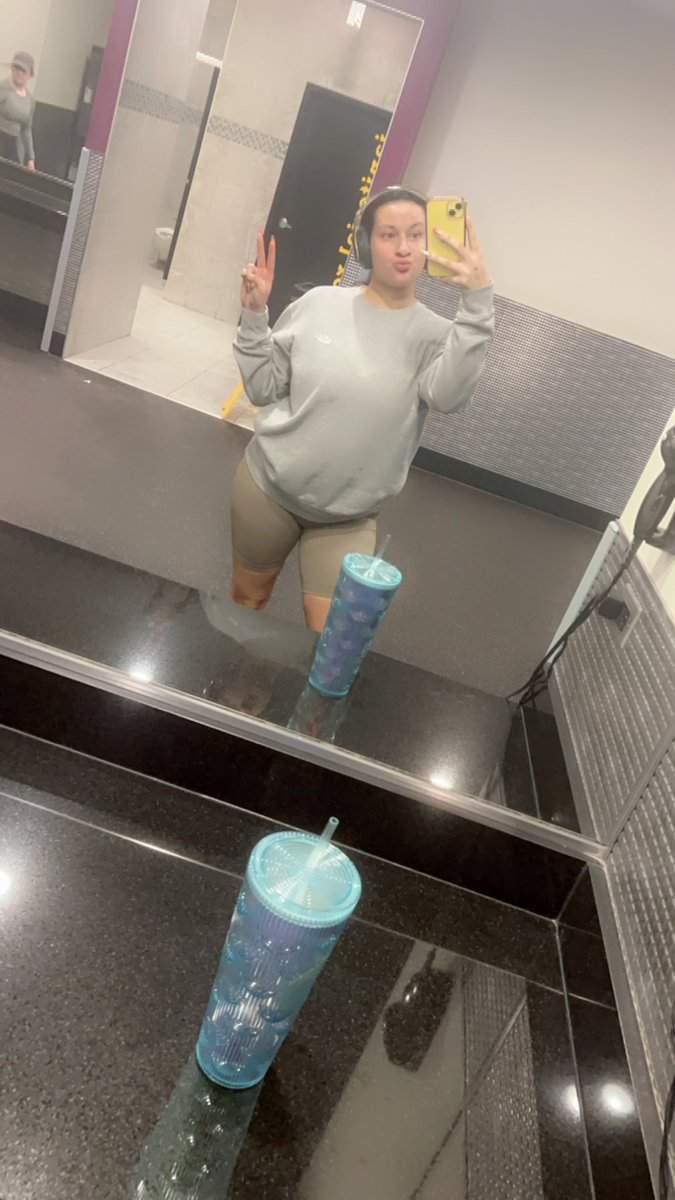 Bebesitaadess's tweet image. Gym life 
#itdontstop