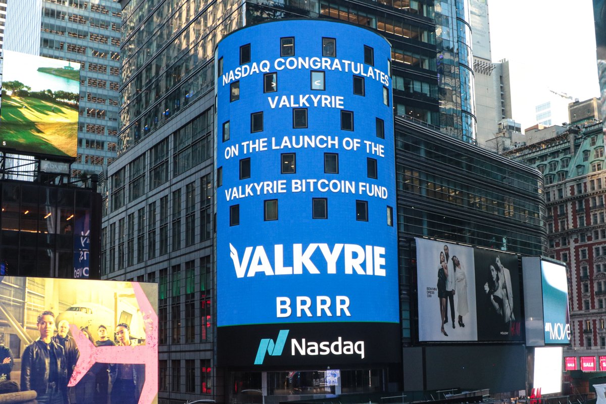 Nasdaq's tweet image. Nasdaq is proud to be a partner of @ValkyrieFunds as they launch their spot bitcoin ETF, $BRRR, giving investors a simplified and sophisticated method to gain institutional-grade access to Bitcoin. #NasdaqListed #BRRR 👏

Congratulations to the entire team on this milestone! 🎊