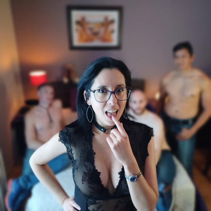 Buenas buenas! C&oacute;mo est&aacute;n? Les traigo una primicia. En Marzo habr&aacute; &iexcl;&iexcl;&iexcl; PaRtUsA !!! JUEVES 14/03. A partir<a href="/tag/buenviernes"class="tags"><span>#buenviernes</span></a><a href="/tag/cata"class="tags"><span>#cata</span></a>