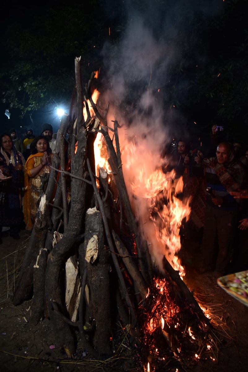 DikshaKaluria1's tweet photo. Glimpses of Mega Lohri Festival 2024 organized by General Zorawar Singh Memorial Educational and Charitable Trust ® in collaboration with District Administration Reasi Jammu and Kashmir Art and Culture Academy https://t.co/nJw6jt6B05