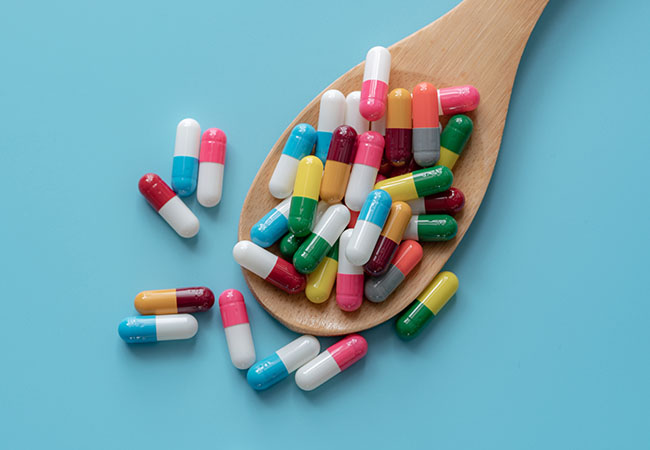 RecoveryPT's tweet photo. Do you have a major orthopedic surgery coming up? There’s a good chance your surgeon will prescribe you strong medication during the recovery process. Discover how physical therapy can help you recover instead! https://t.co/BXoPTW0Z2A

#PhysicalTherapy #RecoveryPT https://t.co/CbzSfixdi2