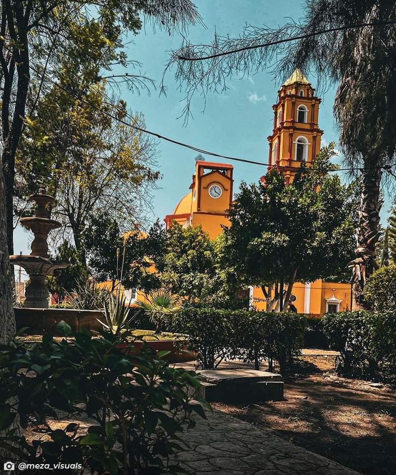 SLPTurismo's tweet photo. 👨👩👧👦 ¡Anímate a conocer Villa Juárez con amigos o en familia! Crea recuerdos inolvidables mientras exploras este pedacito de paraíso en la Región Media de San Luis Potosí.
#slpmx #TuristaSurrealista #sanluispotositurismo https://t.co/8RGVLBu7SB