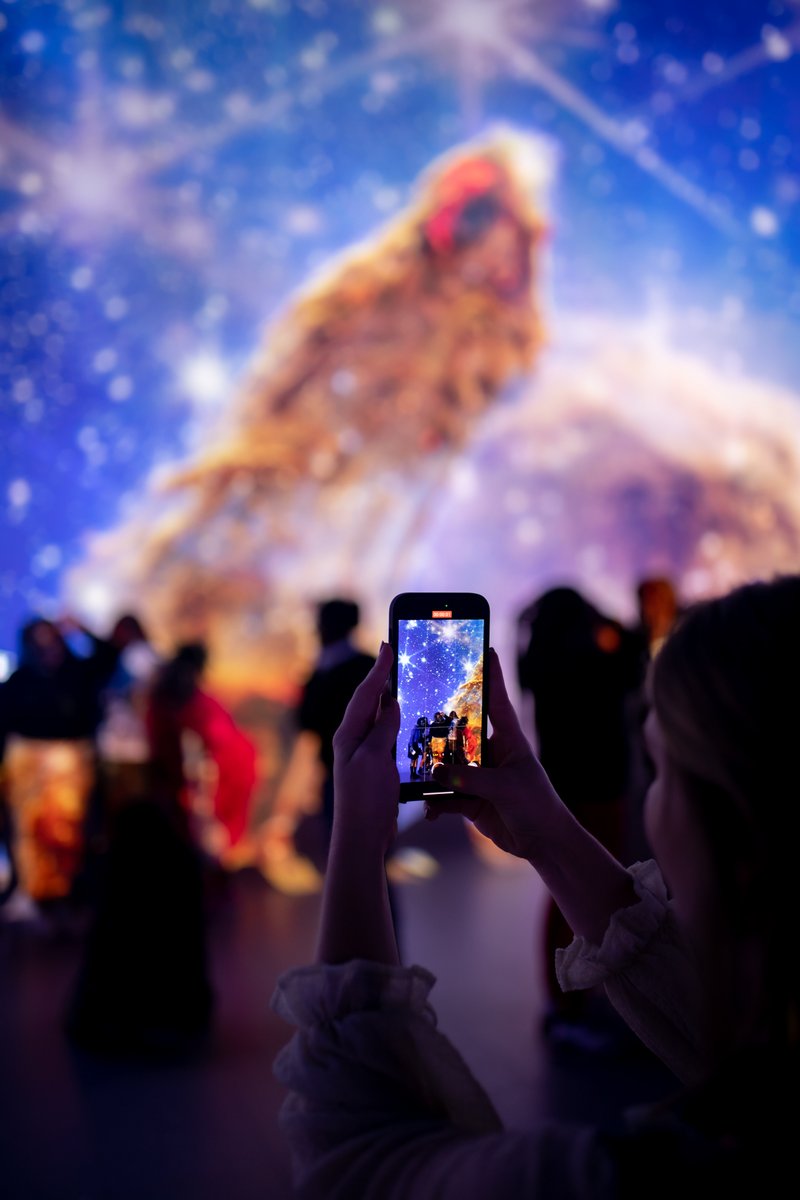 illuminariumto's tweet image. You know what looks good in Space? You 💫

We love seeing your trips to the moon and beyond, tag us for a chance to be featured on our pages. 

#torontothingstodo #illuminarium